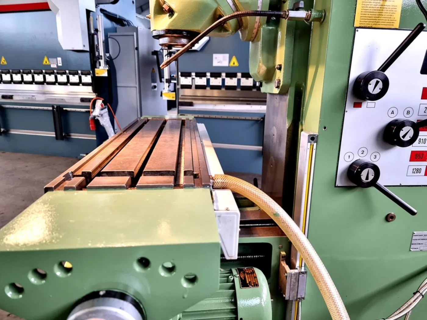 Universalfräsmaschine MILKO 14 - 7