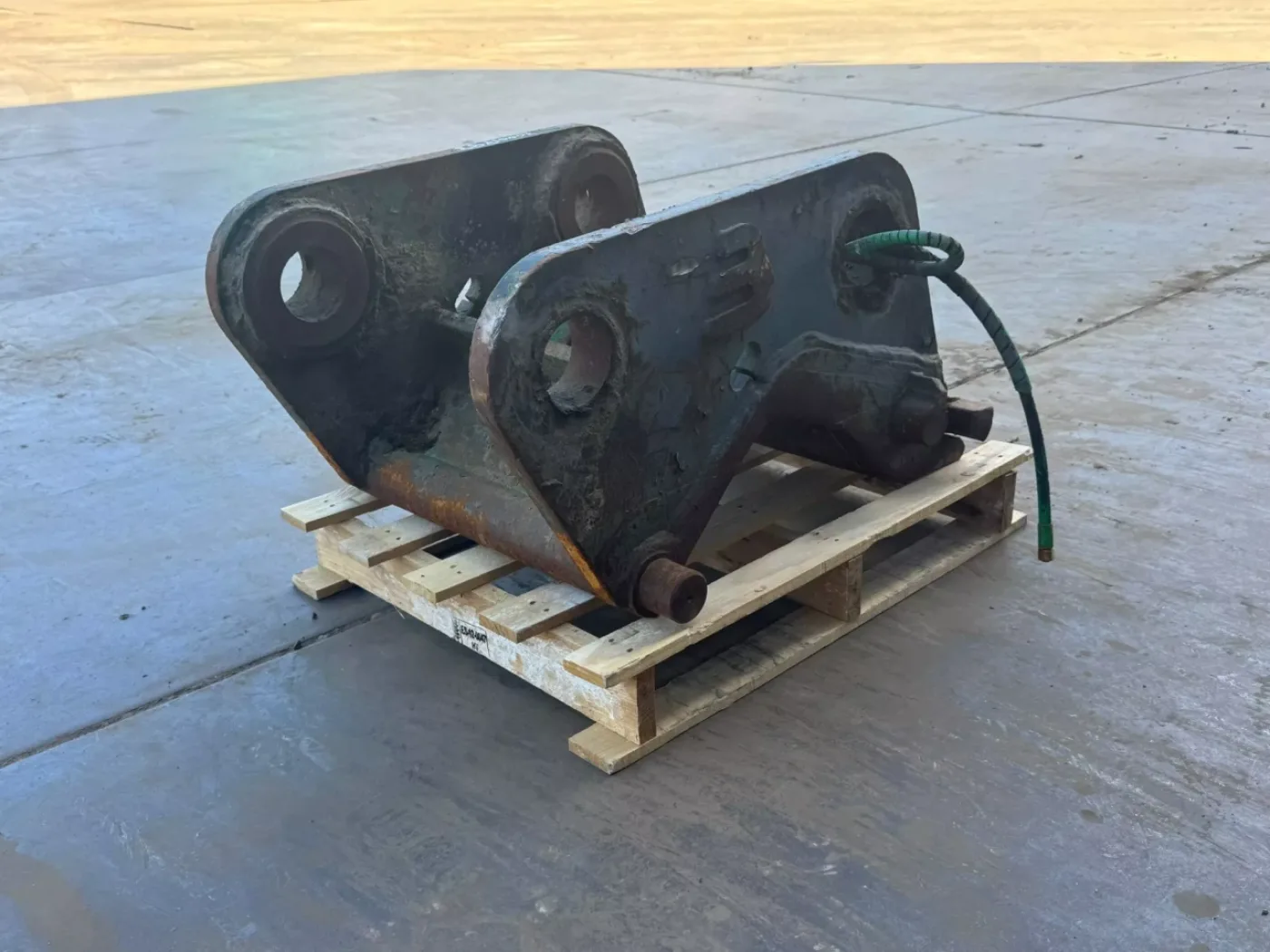 Quick Coupler CW30 excavator - 7
