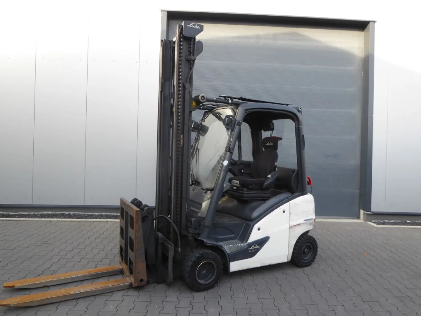 Linde H18T-01 - 1