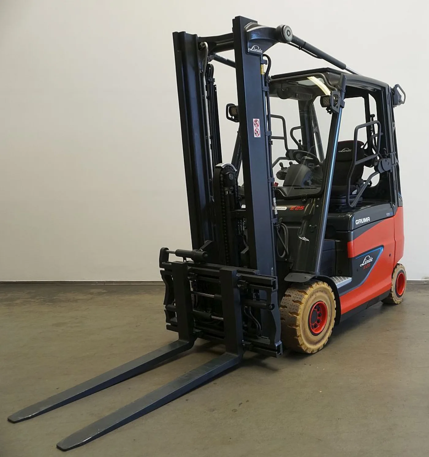 Frontstapler Linde E 25/600 H ION 387 (2019) - 1
