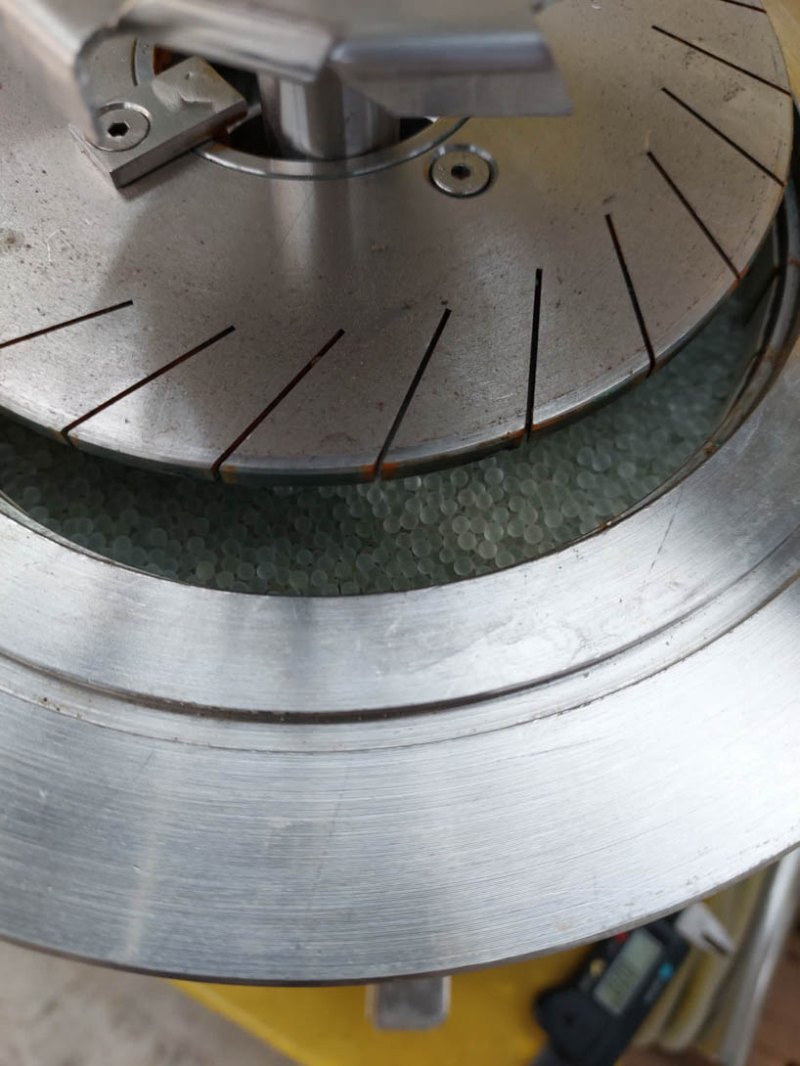 Comec MICRONET M8 - Sand mill