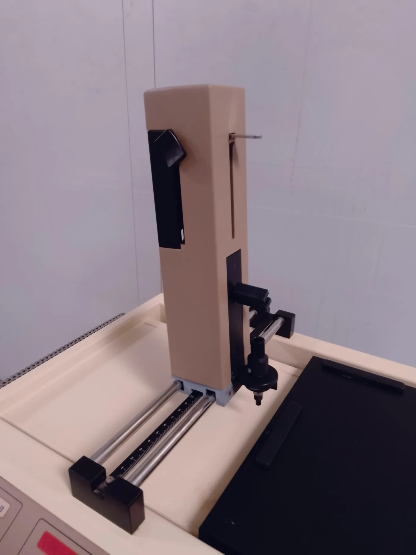 CAMPIONATORE AUTOMATICO PER PIASTRINE – CAMAG – MOD. LINOMAT IV - 4