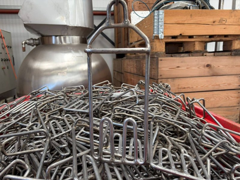 Poultry hooks, NEW and USED