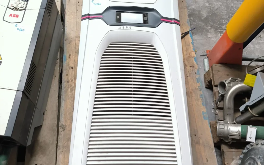 WALL-MOUNTED ENCLOSURE COOLING UNIT RITTAL BLUE e+ SK3189940