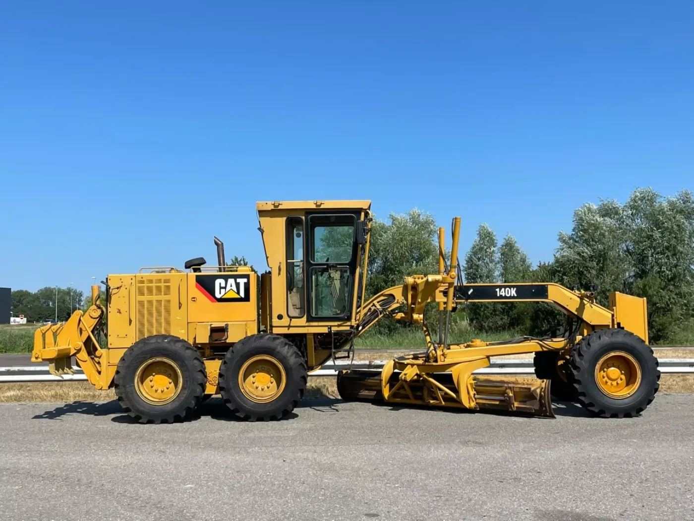 Caterpillar 140K - 4