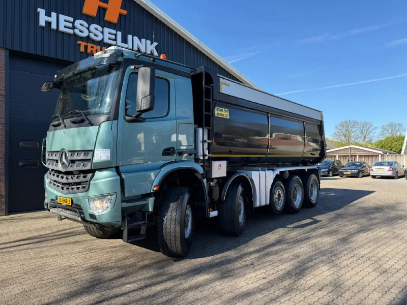 Mercedes-Benz Arocs 10x8 Insulated Dump Truck 310,768 KM NL Truck - APK 11-2026 - 4