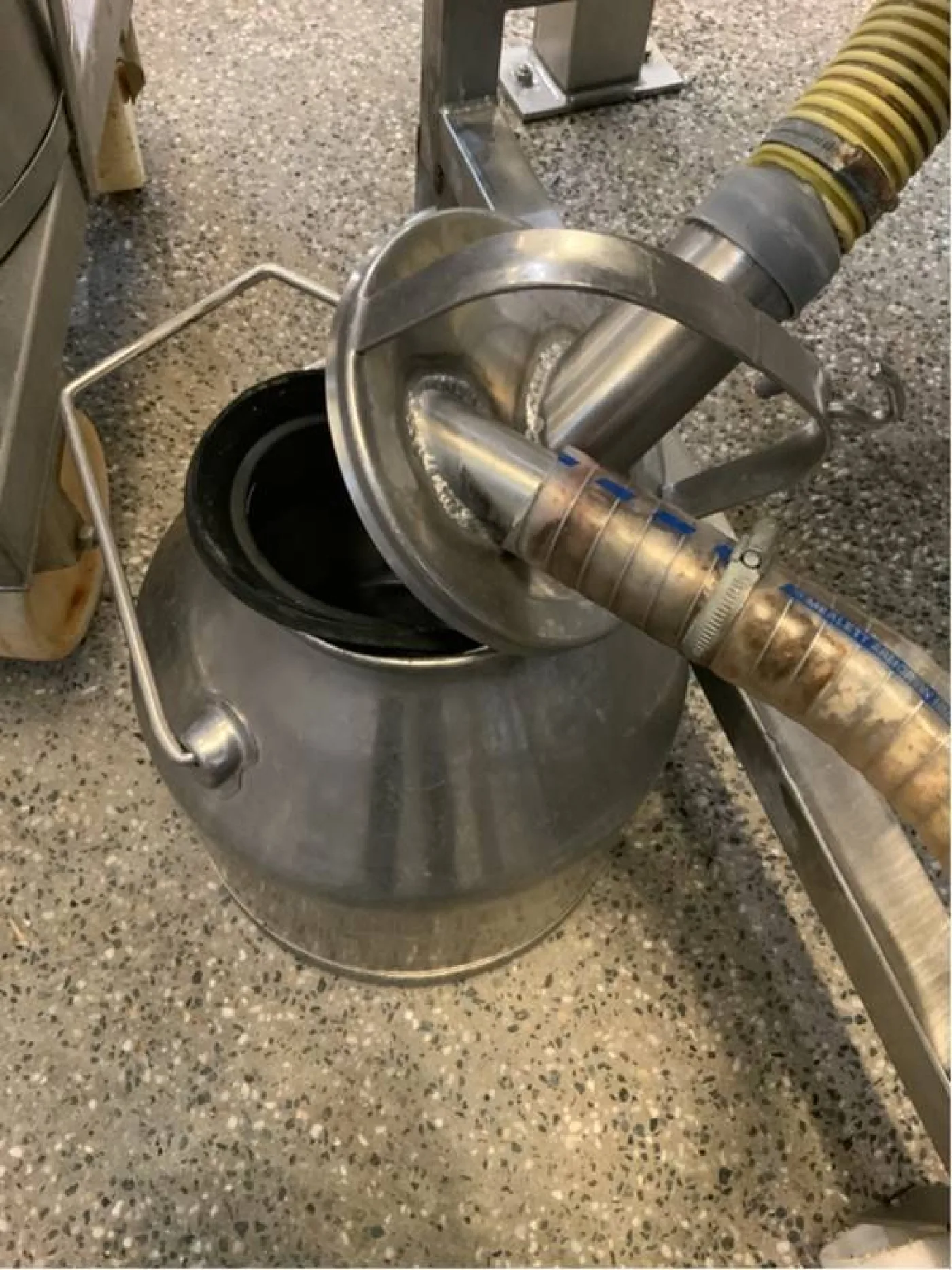 Vacuum tank - 2