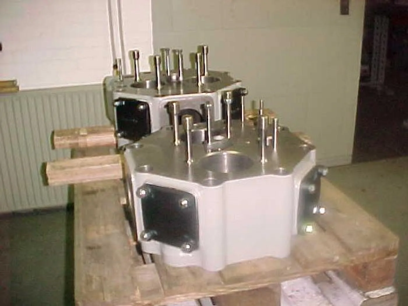 CYLINDER HEADS MWM 348 - 2