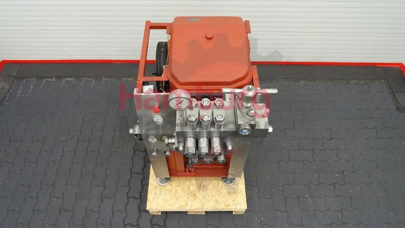 High Pressure Homogeniser APV Gaulin 145 MC 4-8TPS - 4