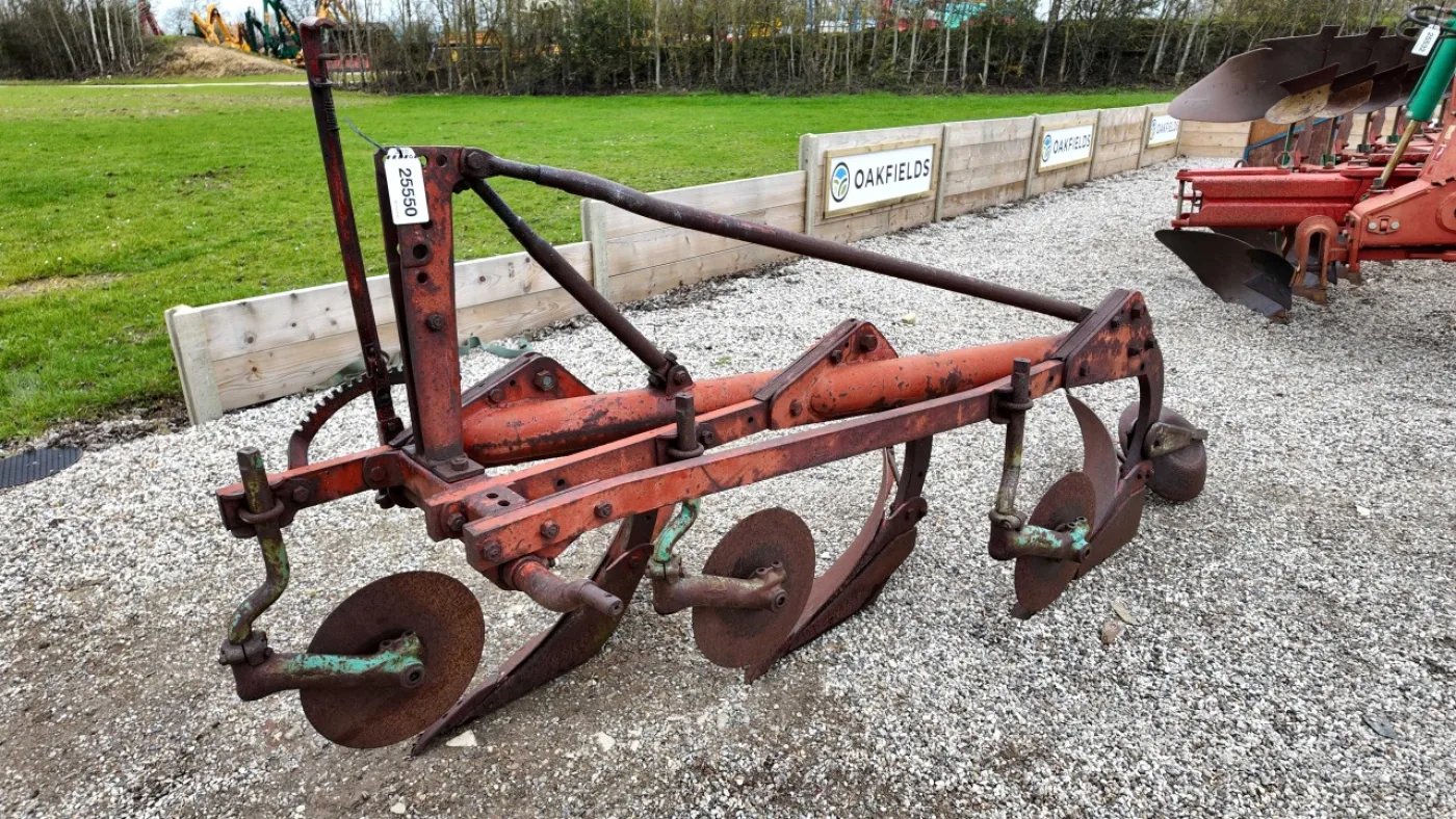 Kverneland 12inch Hydrein 3 Furrow Plough - 1