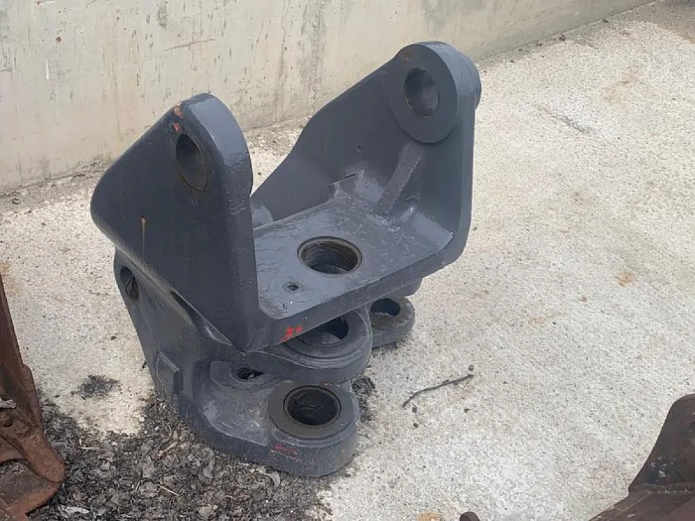 Volvo Stütze / Knickgelenk / Anbaubock passend zu Volvo ECR88
