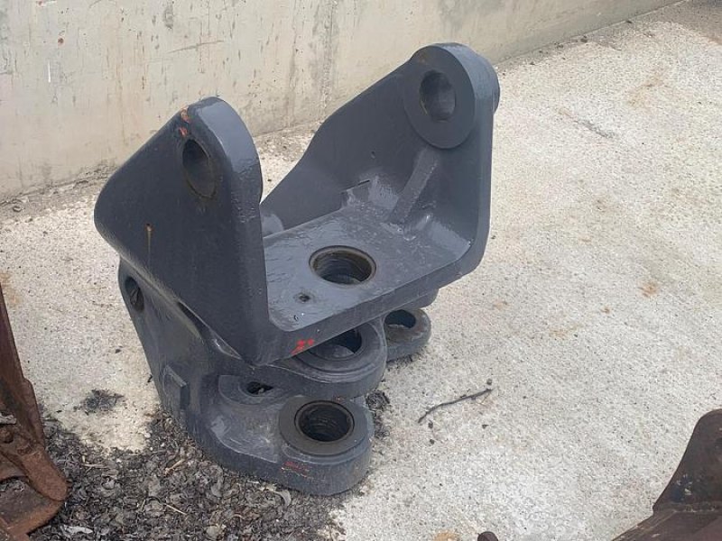 Volvo Stütze / Knickgelenk / Anbaubock passend zu Volvo ECR88
