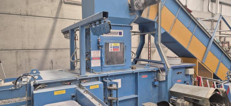 2007 PAAL Pacomat 2S Baler & Conveyor