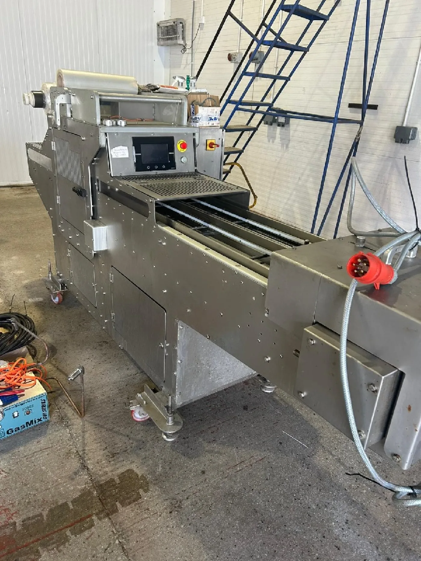 MPE I0 Inline Tray Sealer - 2