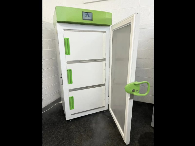 Stirling Ultracold SU780XLE ULT Freezer