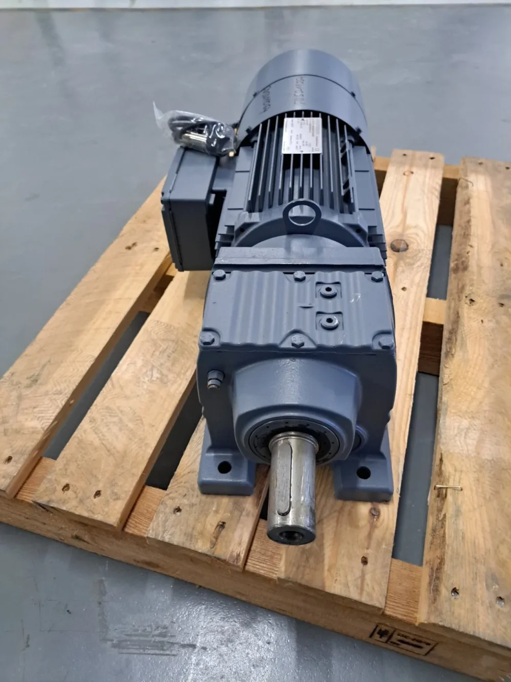 SEW Eurodrive Getriebemotor R57DV100M4/BMG/TH/AS3H