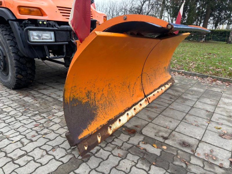 Mercedes Benz - Unimog U400