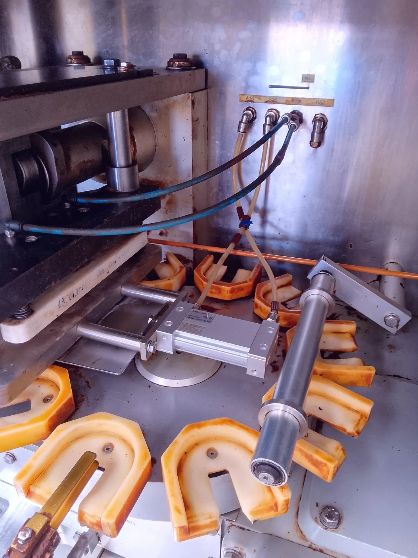 LINEA DI CONFEZIONAMENTO DI CAFFÈ IN CIALDE – IMA – MOD. CL 123 - 8