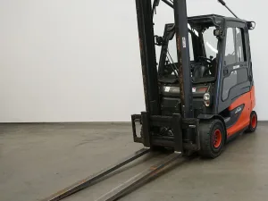 Frontstapler Linde E 25 387 (2014)