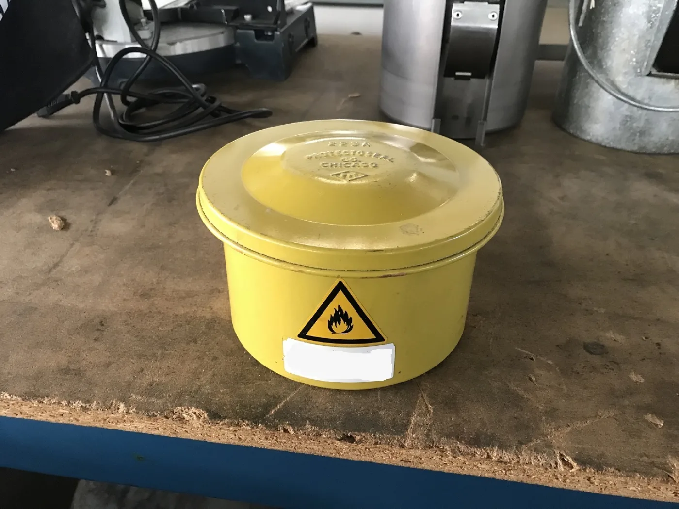 BENZINIERE “” - 1