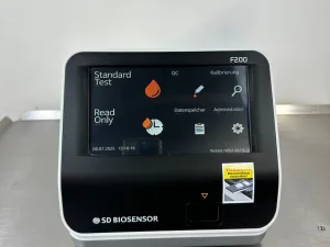 SD Biosensor F200 Analyzer