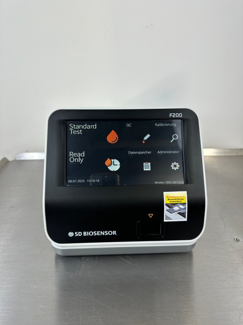 SD Biosensor F200 Analyzer