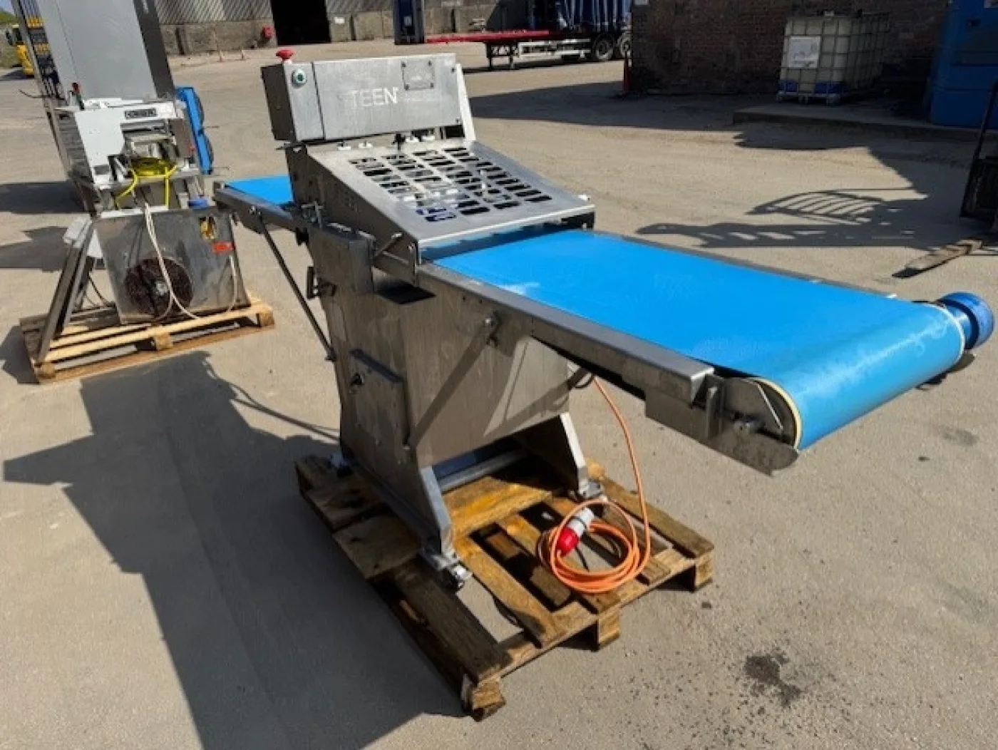 Steen ST600 Fish Skinner - 3