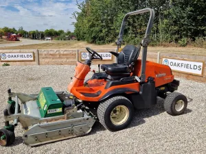 2011 Kubota F3680 with Major Cyclone front deck mower