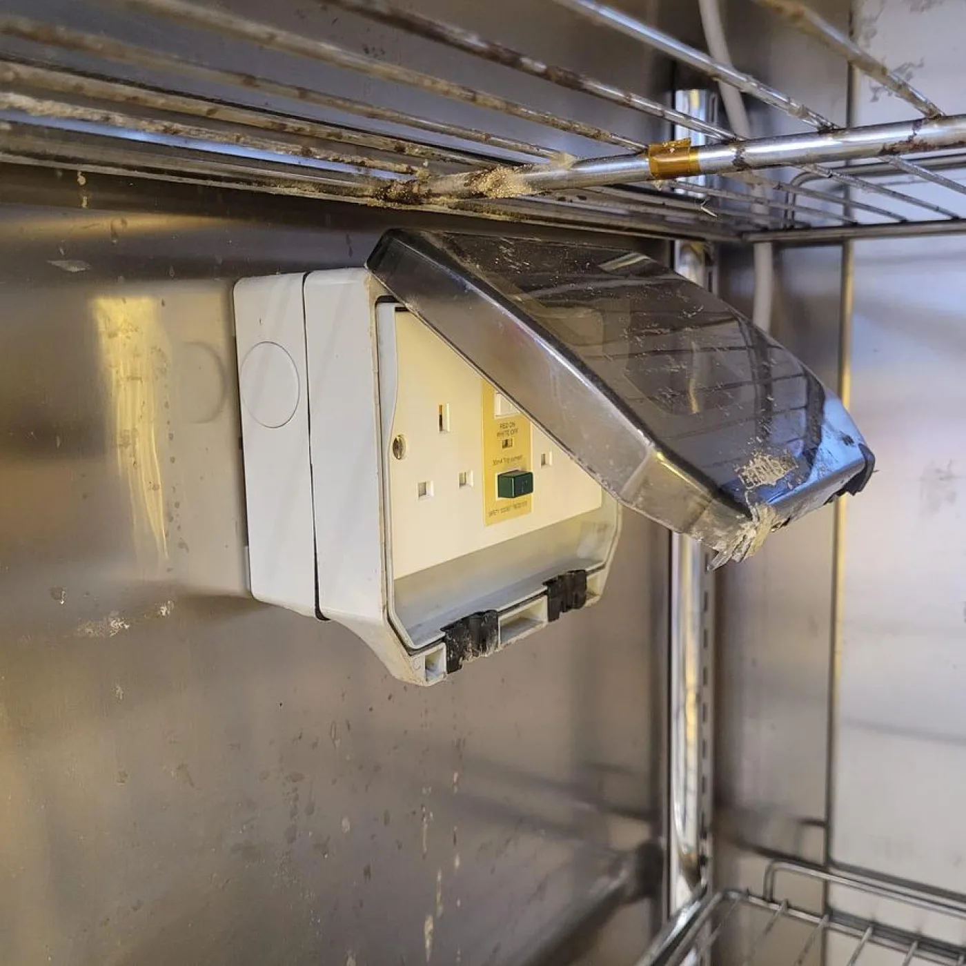 Foster R134A Refrigerator - 7