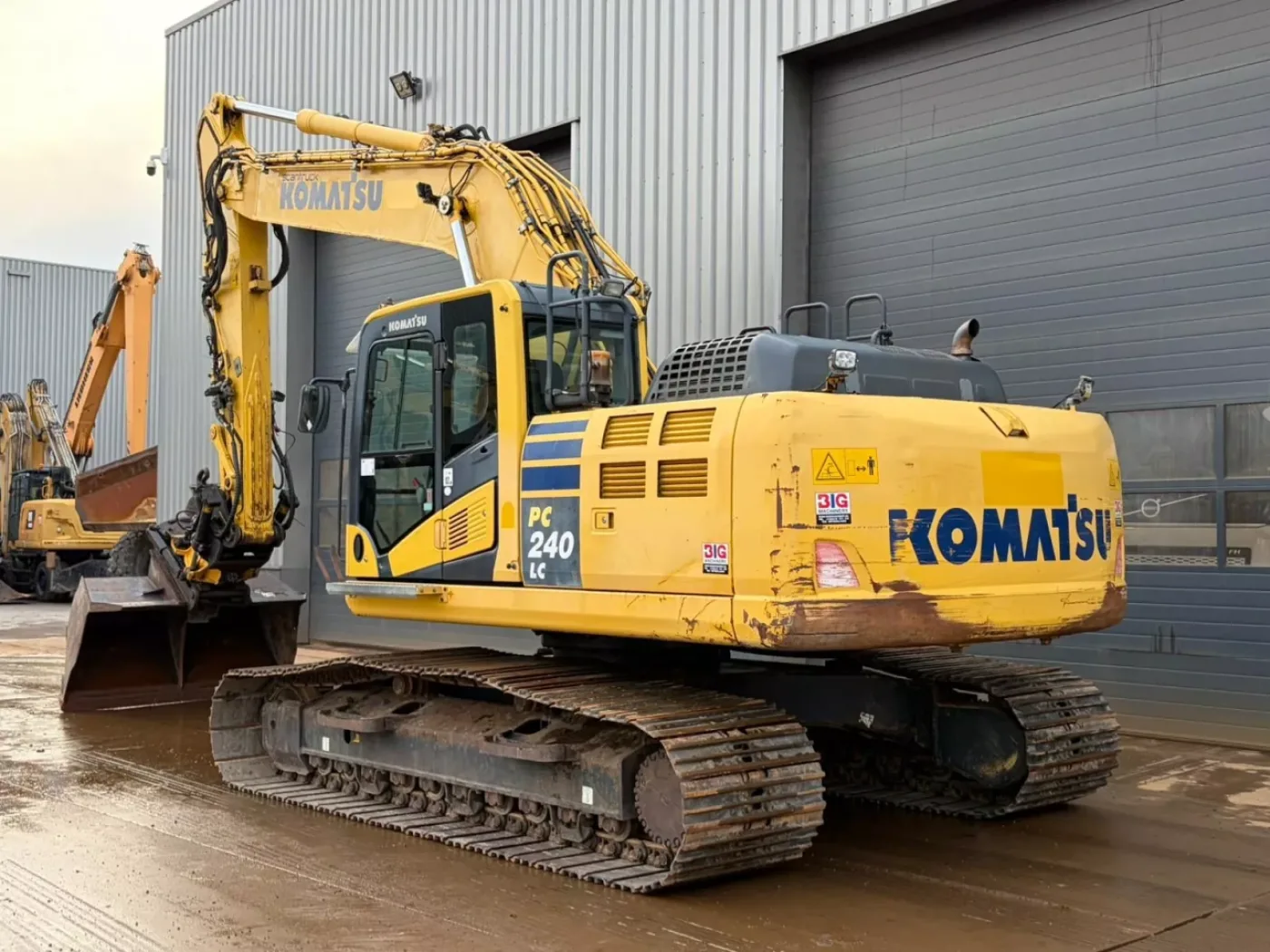 Komatsu PC240LC-10 Engcon and 3 x bucket - 6