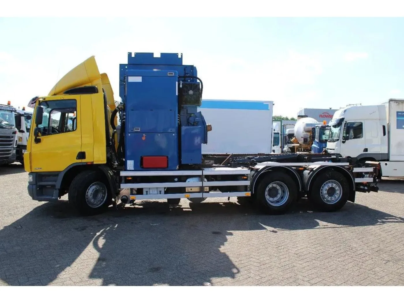 DAF Cf 75 .310 + 6X2 Steering - 2