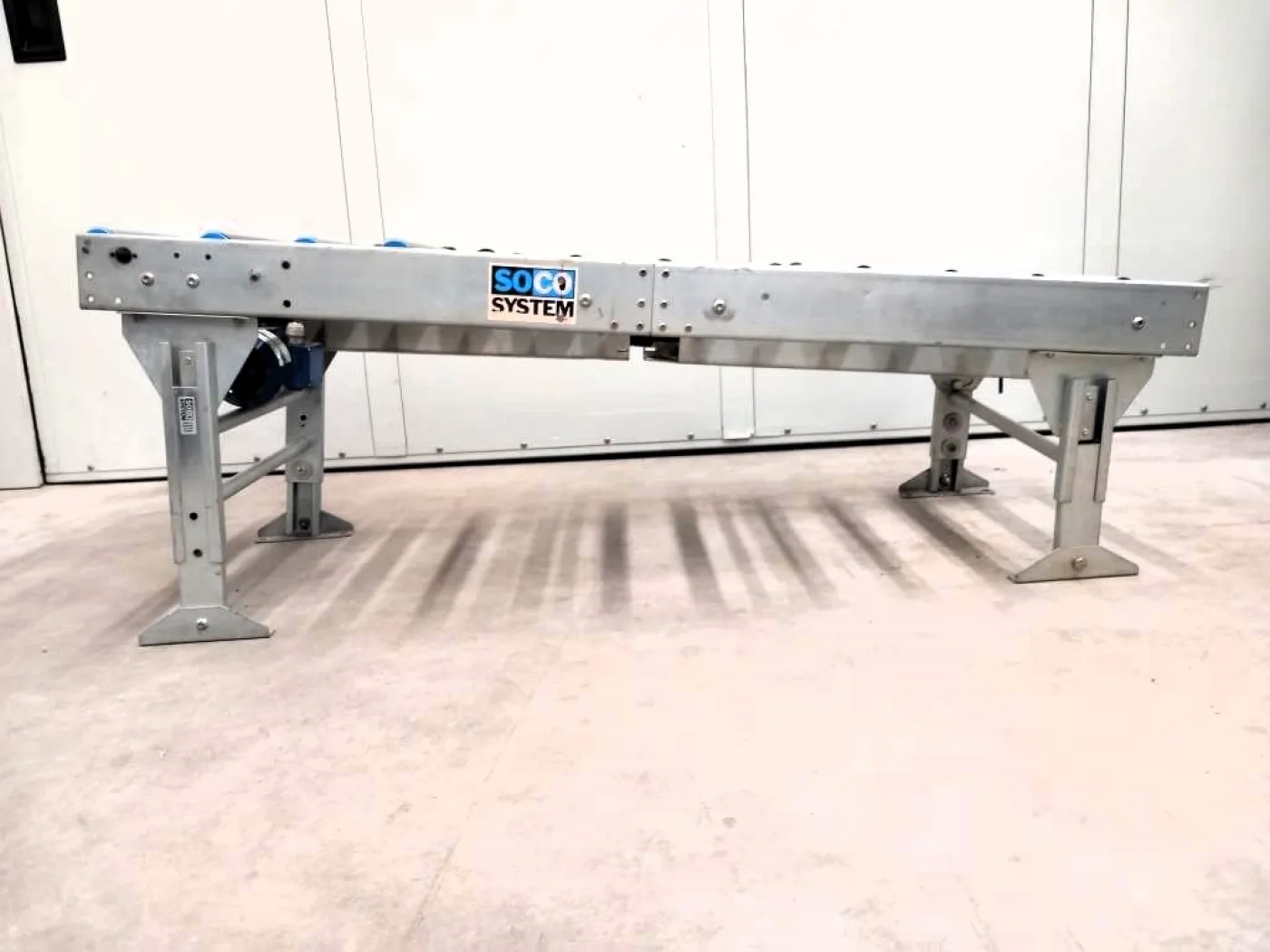 NASTRO TRASPORTATORE A RULLI MOTORIZZATO – SOCO SYSTEM - 2
