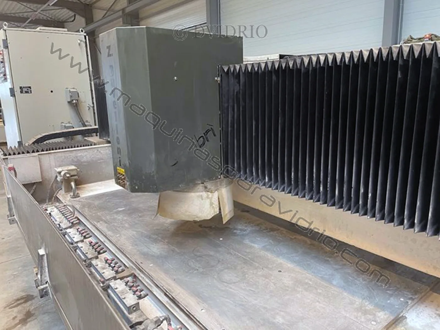 CNC HORIZONTAL PARA VIDRIO BAVELLONI - 2