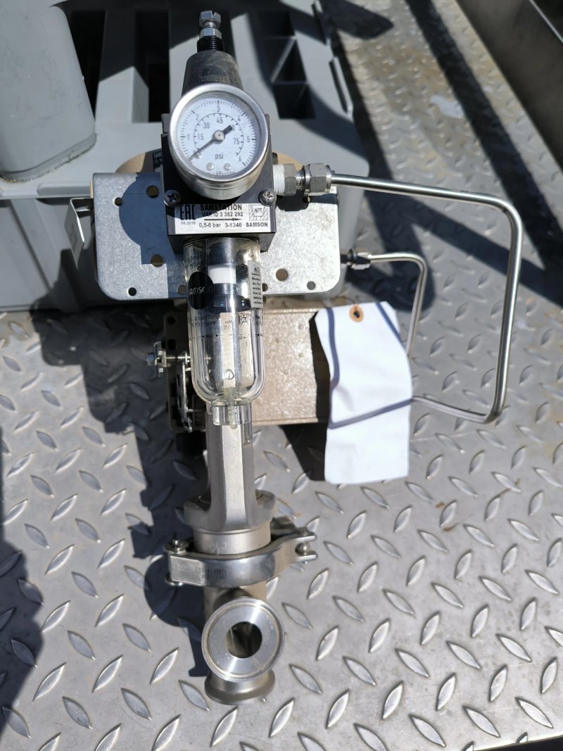 LINEAR VALVE SAMSON 3347 WITH PNEUMATIC ACTUATOR SAMSON 3271