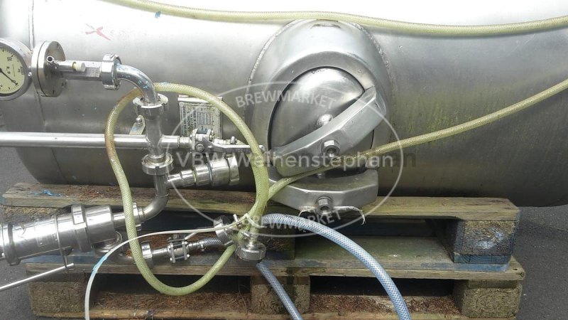 Pressure tank