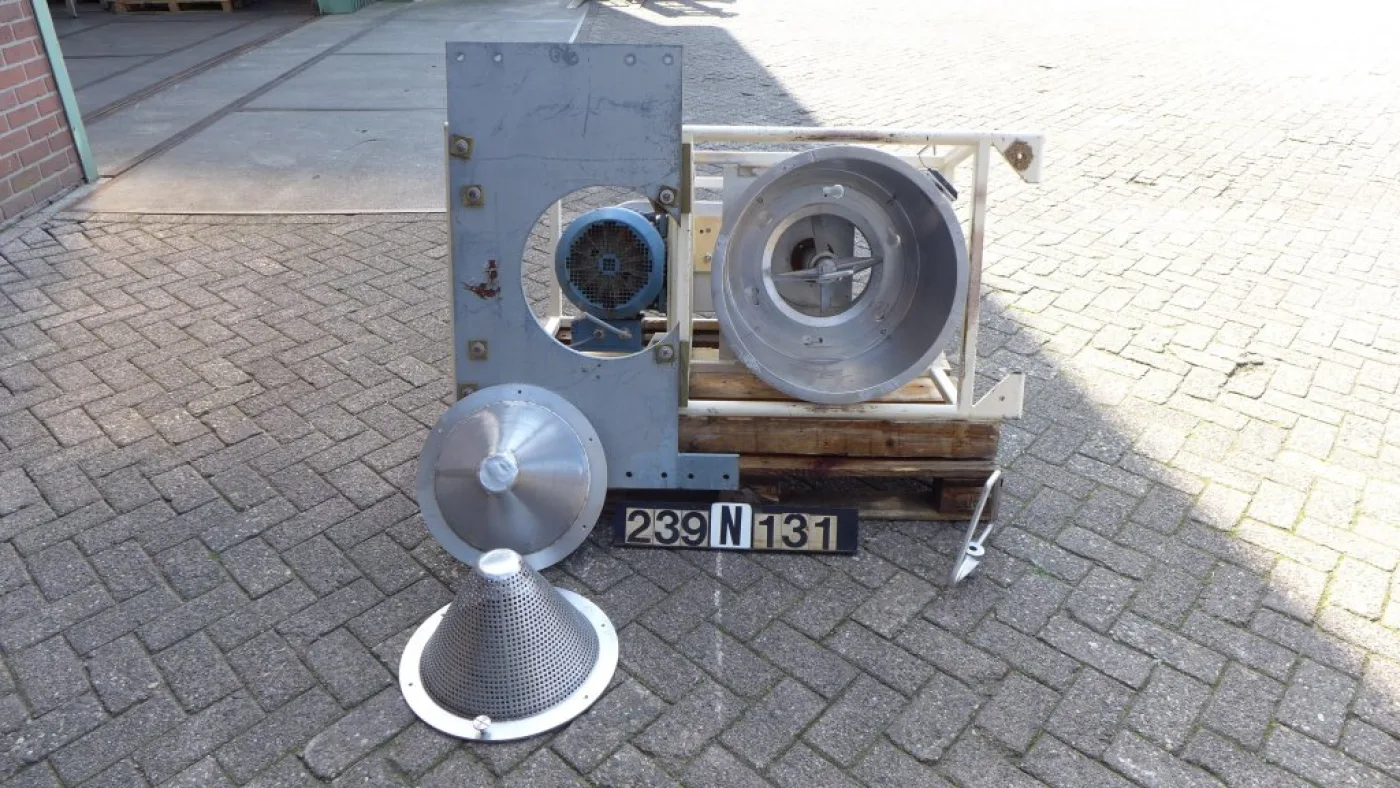 Kek Kemutec - Sieve granulator - 6