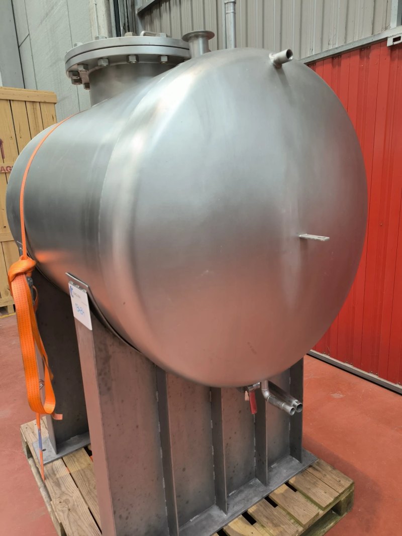 910 LITRES APCALDERERIA TANK