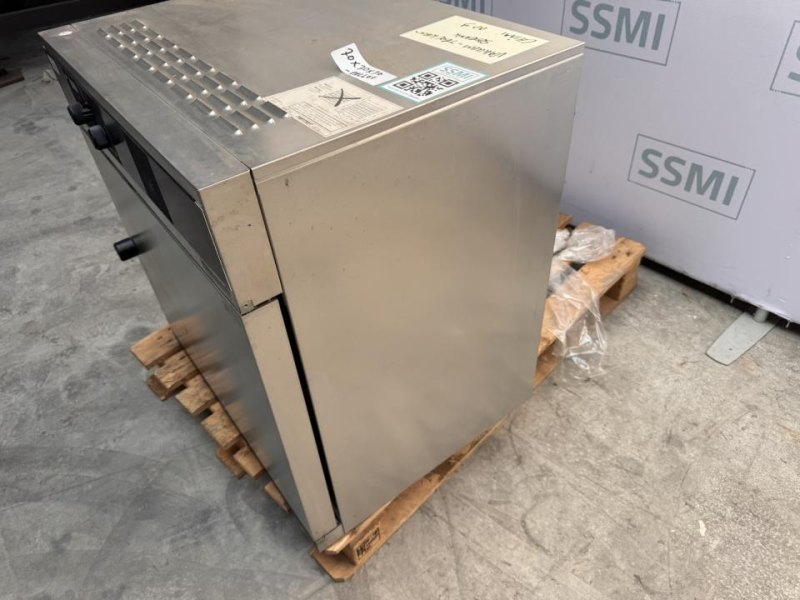 Memmert Vacuum drying oven