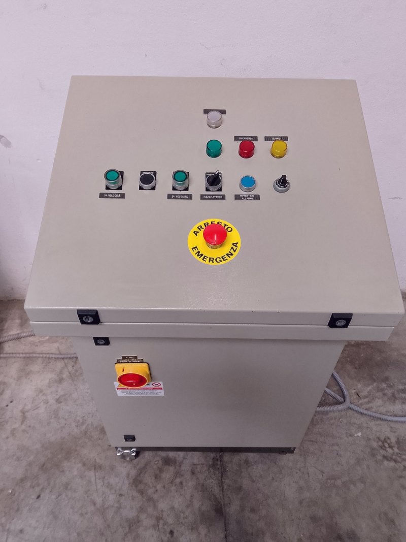 COMPRIMITRICE ROTATIVA – RONCHI – MOD. AM 13/8
