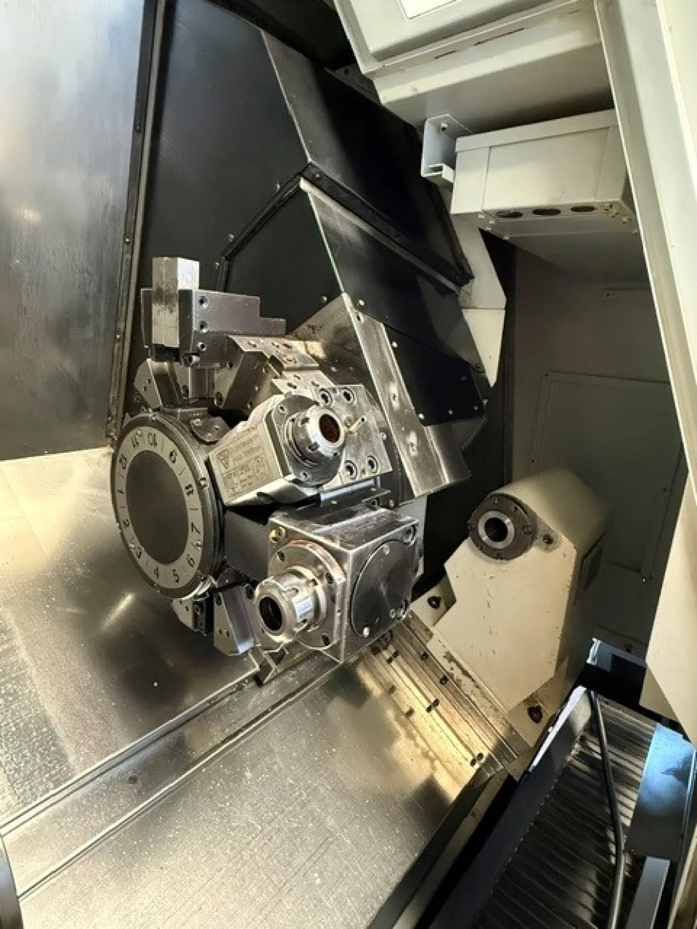 CNC Turning Machine – CMZ TA25Y - 5