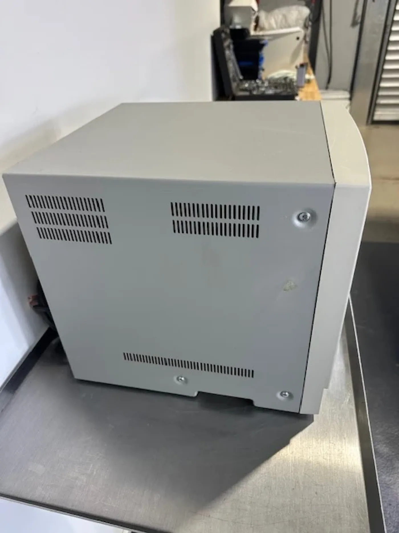 Sony PVM-1443 MD Videomonitor - 3