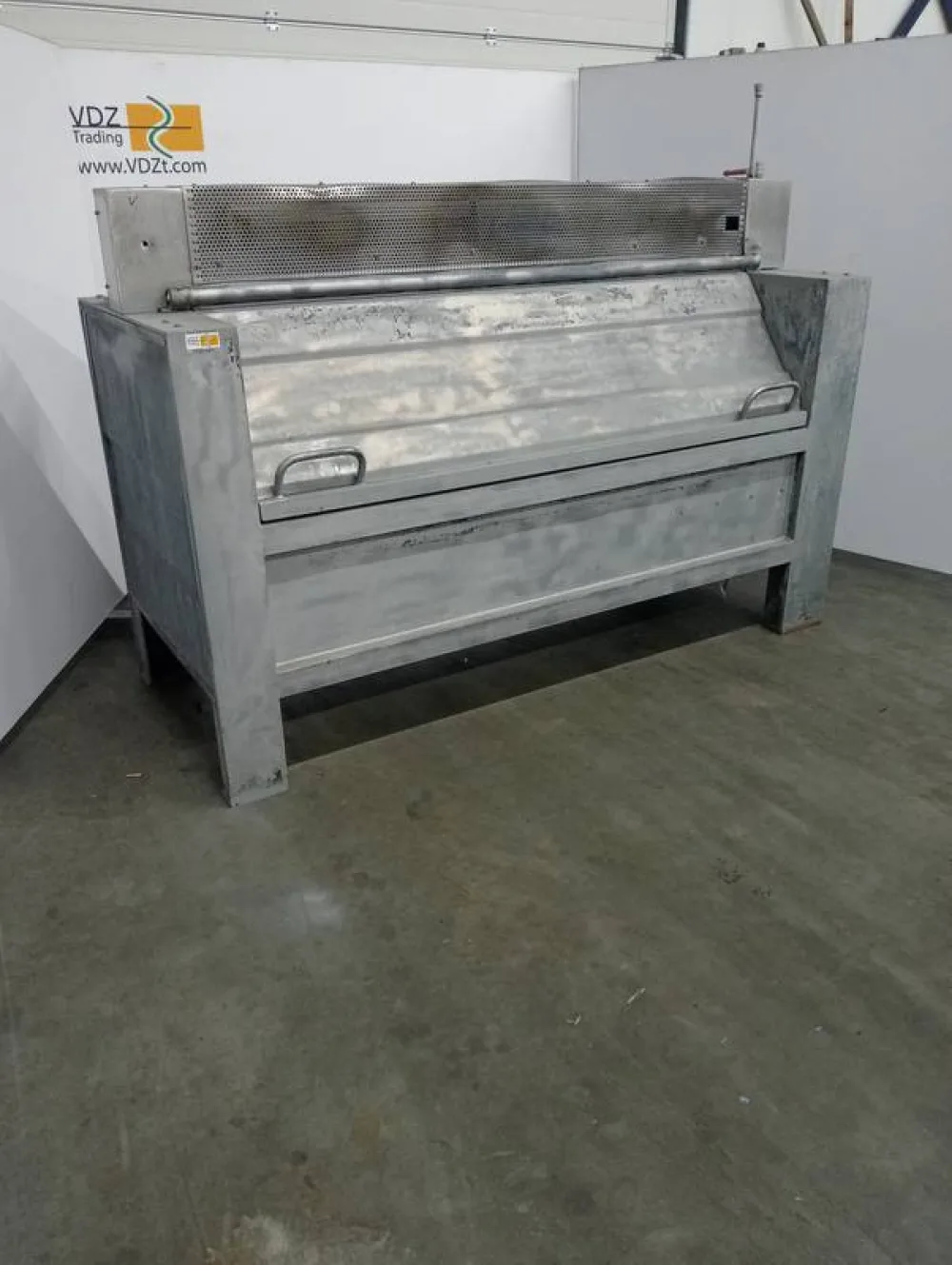 Dehairing machine
