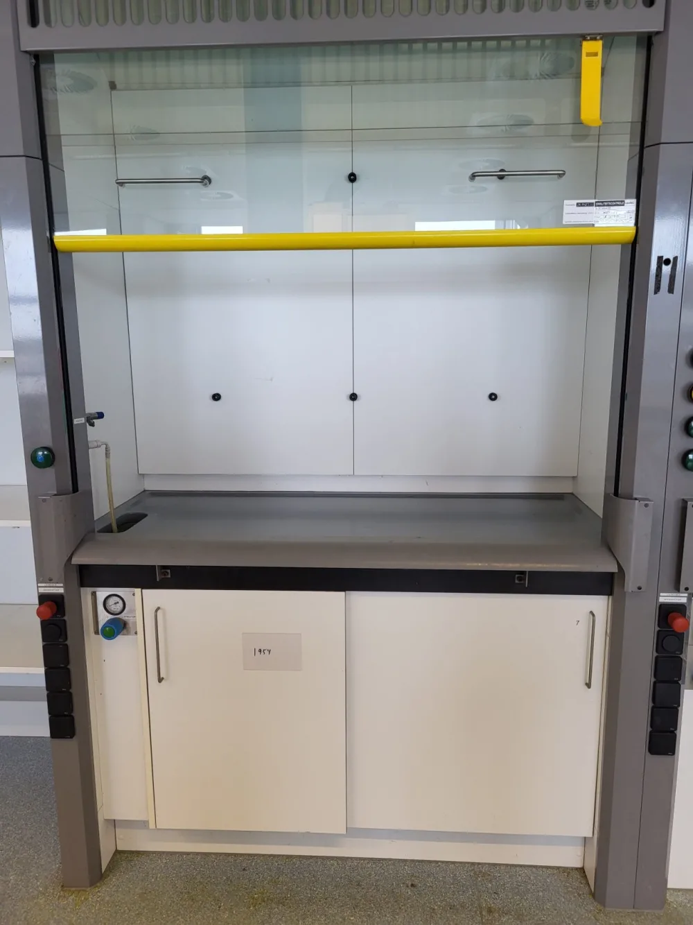 1954 - Used S+B Fumehood (150cm)