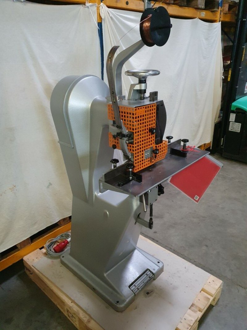 Drahtheftmaschine Agrafix BX