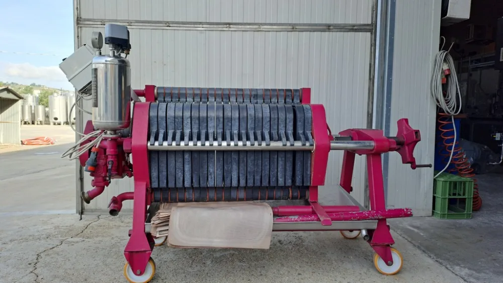 WINE LEES FILTER DAL CIN 20 PLATES, SECOND-HAND MACHINE