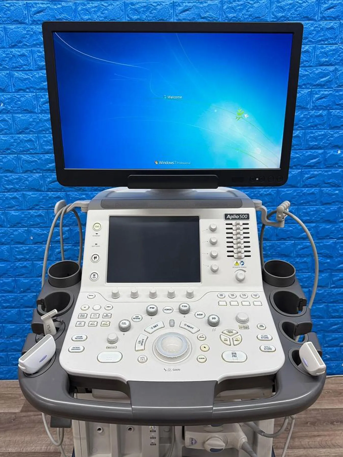 Toshiba Canon Aplio 500 MSK Ultrasound with 3x probes YOM: 2019 - 3