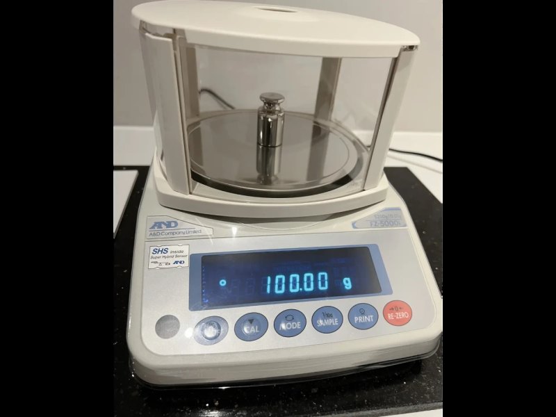 A&D FZ-5000i Precision Balance