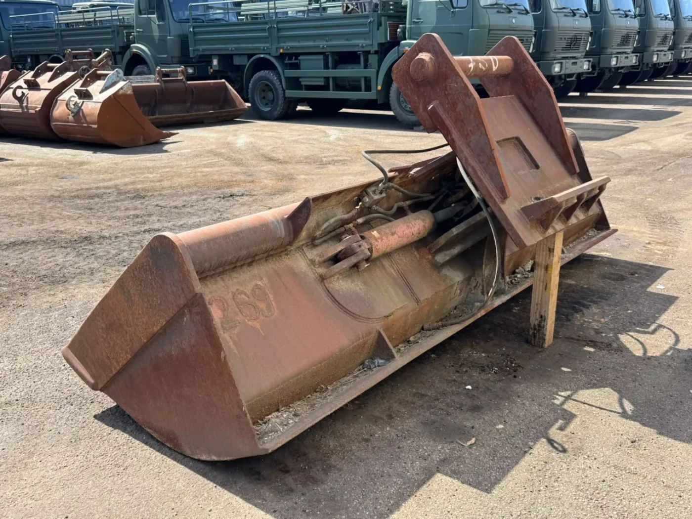 Tilting Bucket ngt-3500 Lehnhoff HS40 - 2