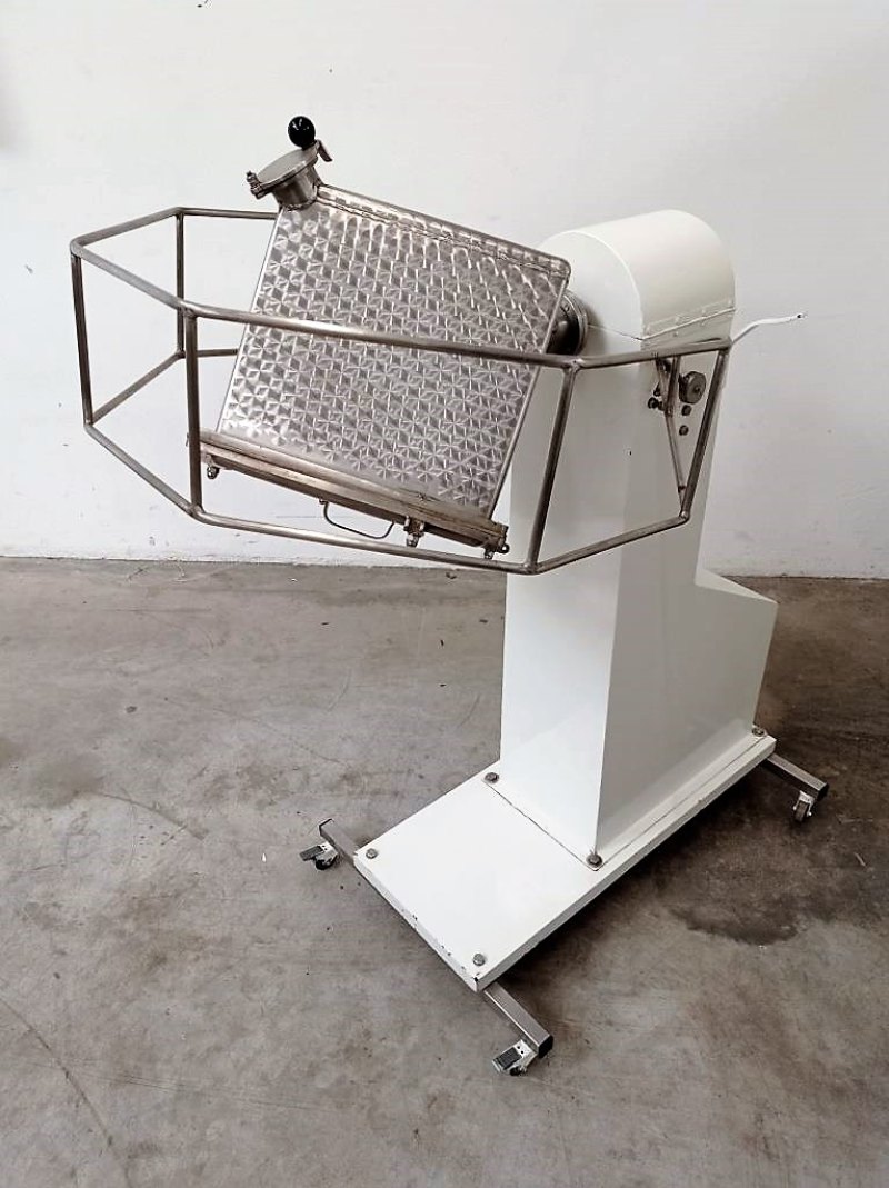 MESCOLATORE A CUBO – MORANDI – MOD. 30 LT