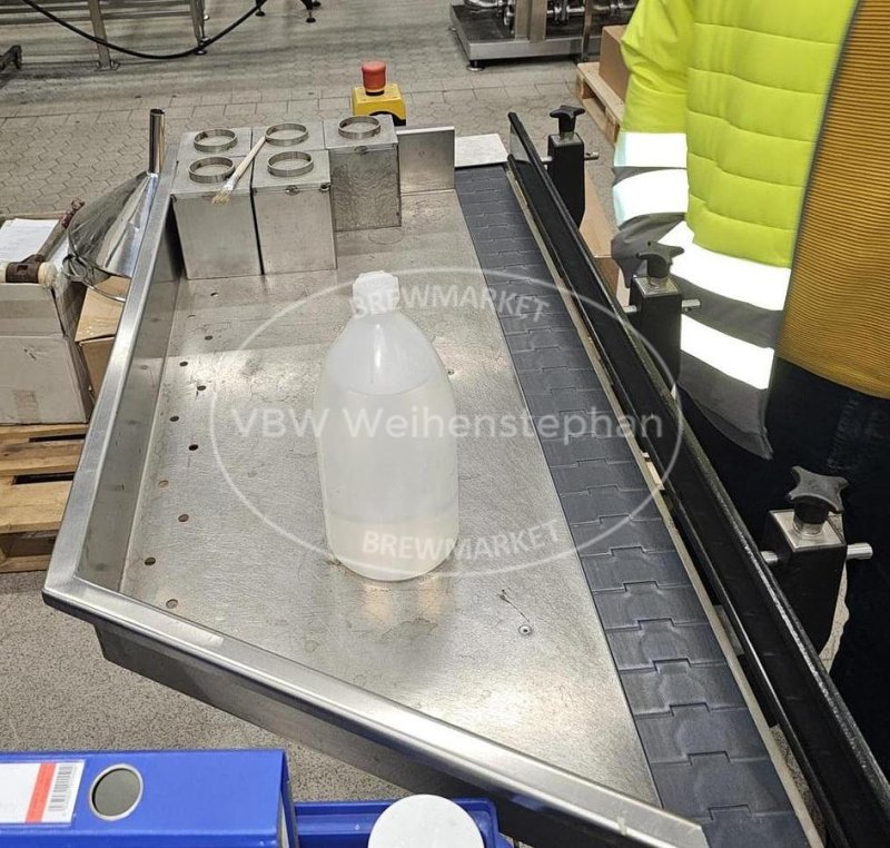Filling line for disposable bottles